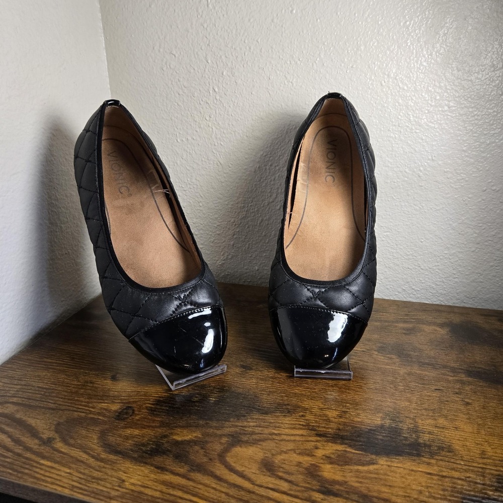 Vionic Shoes Womens Size 6 Black Quilted Ballet Flats Cap Toe Patent Comfort